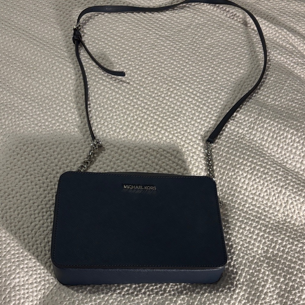 Michael Kors Jet Set Navy Crossbody Bag
